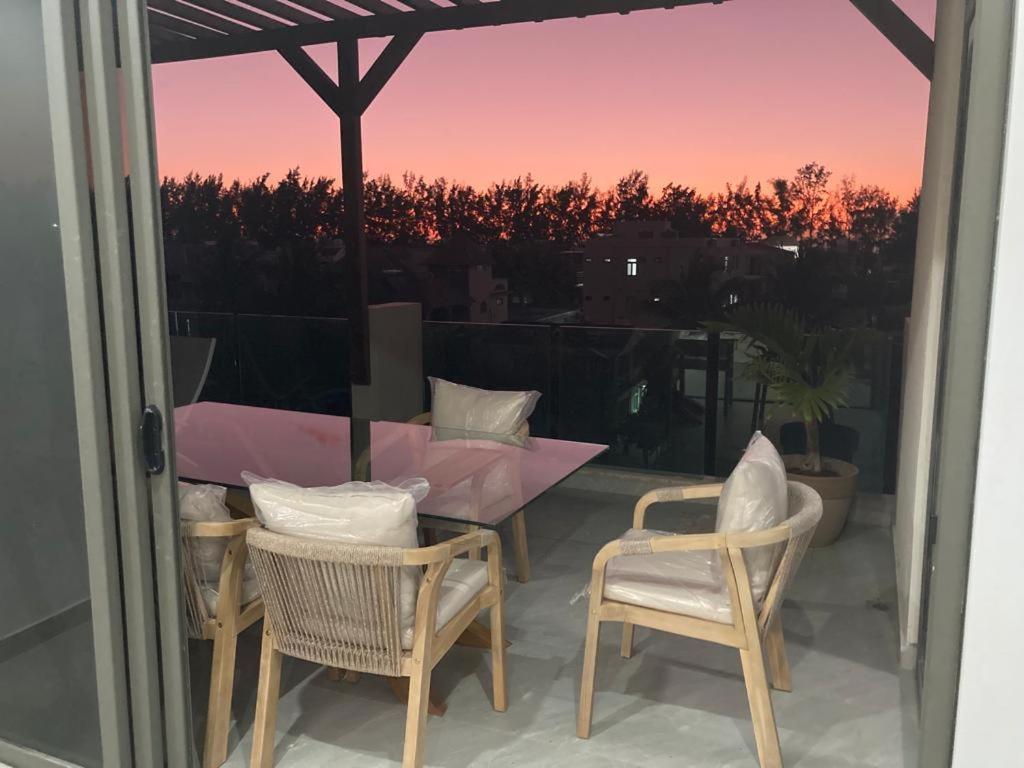 Splendide Penthouse Vue Mer A 5 Mn A Pied De La Plage Flic en Flac Exterior photo